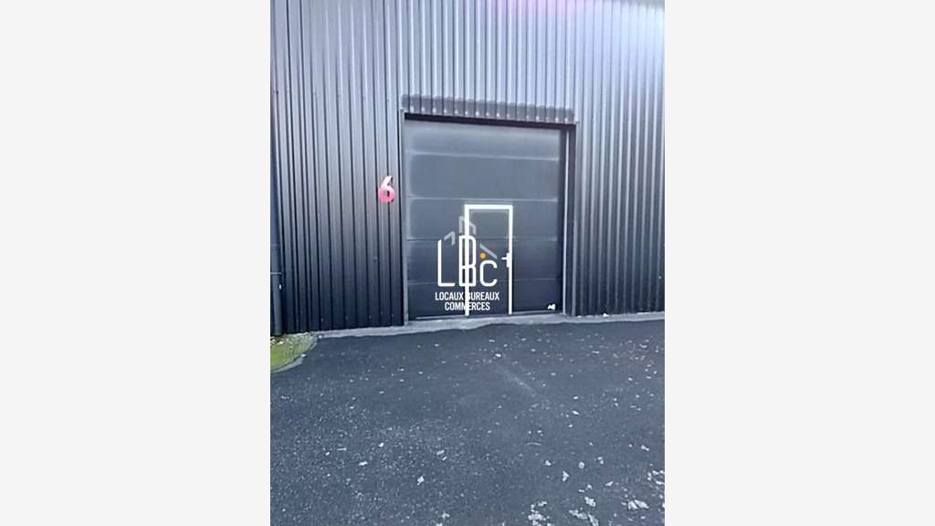 A louer local activités de 145m² à Sucé-sur-Erdre