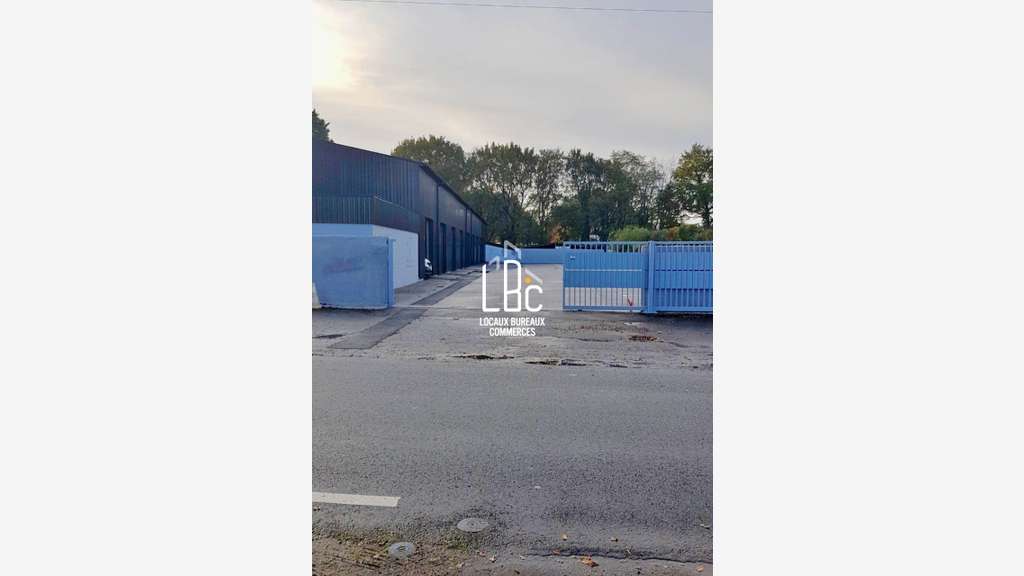 A louer local activités de 145m² à Sucé-sur-Erdre