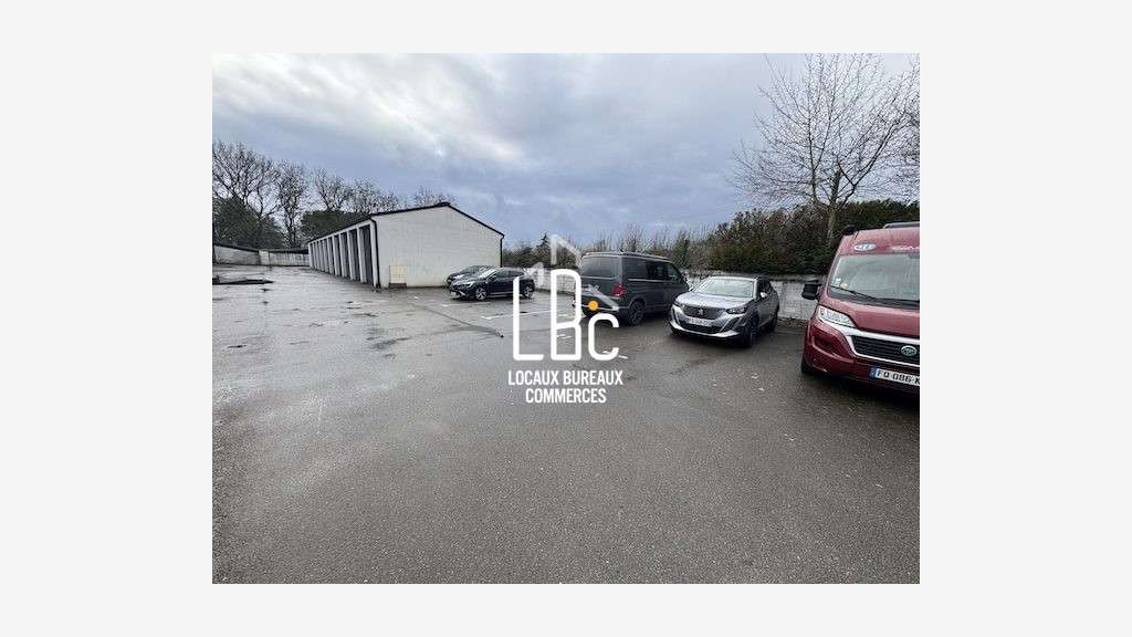 A louer local d'activités 290m² à Sucé-sur-Erdre