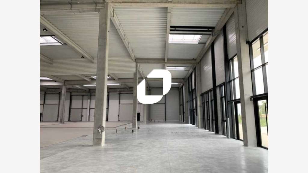 A louer Local d'activité 1823m² Sucy en brie