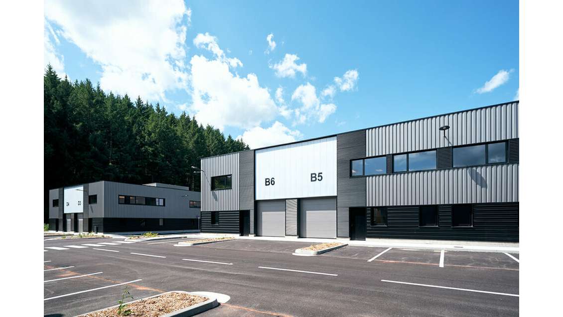 Locaux d'activités neufs à louer à Tarare