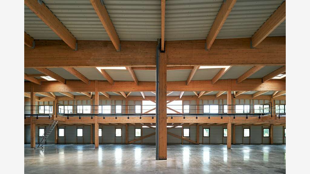 Locaux d'activités neufs à louer à Tarare