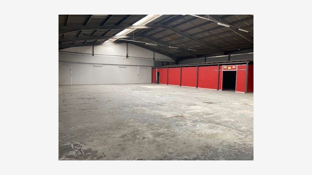 Local d'activité 730m² à louer ZI Tarnos A63