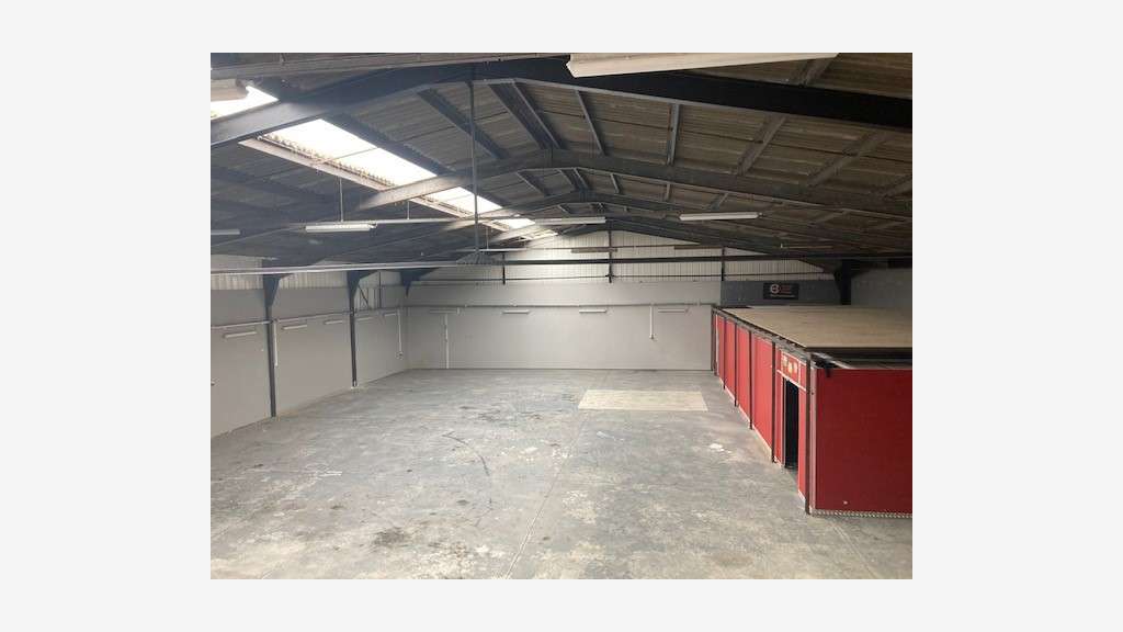 Local d'activité 730m² à louer ZI Tarnos A63