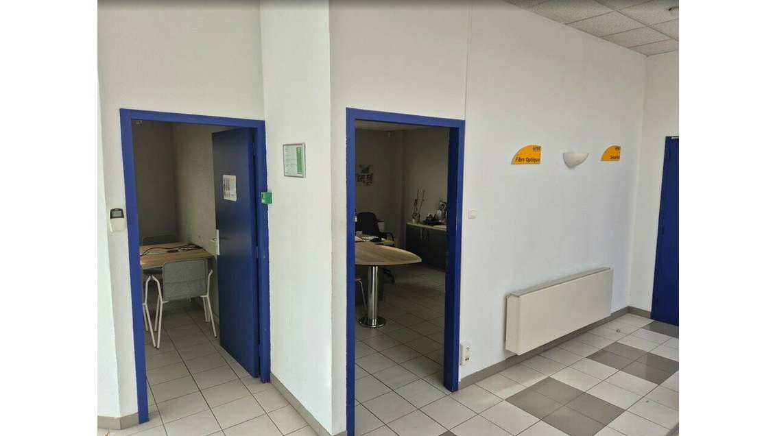 A louer local 350m² à Saint-Martin-lez-Tatinghem