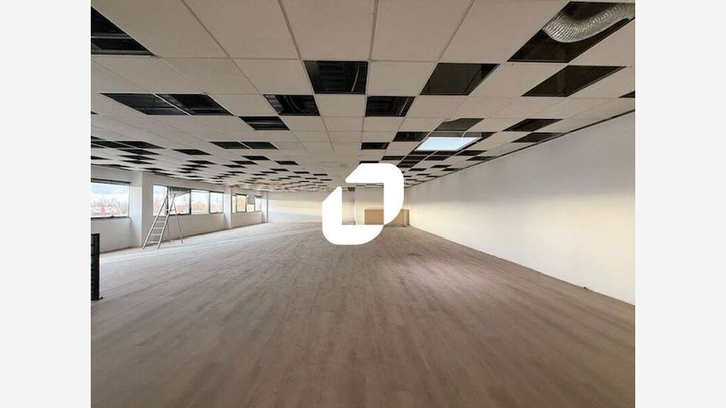 A louer Local d'activité 729m² Taverny