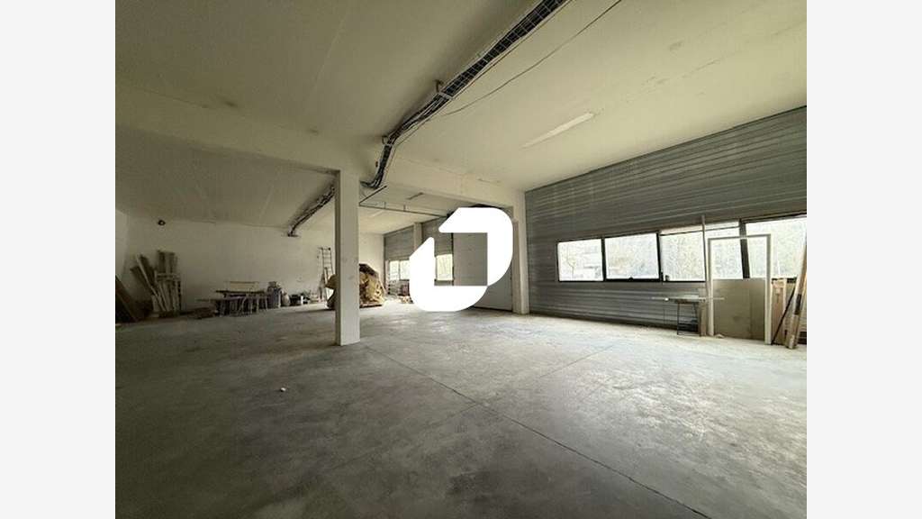 A louer Local d'activité 729m² Taverny