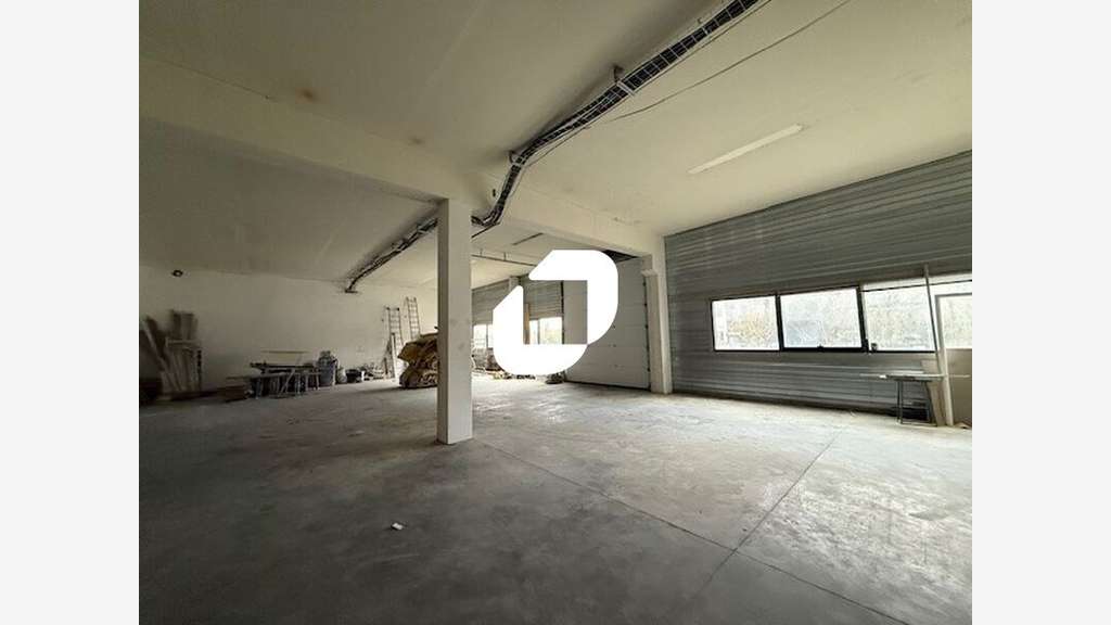 A louer Local d'activité 729m² Taverny