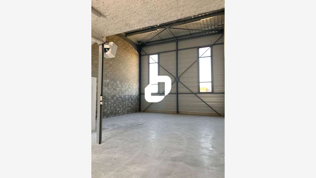 A louer Local d'activité 177m² Taverny