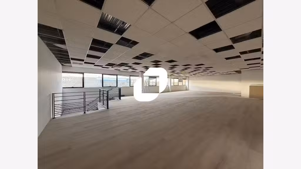 A louer Local d'activité 947m² Taverny