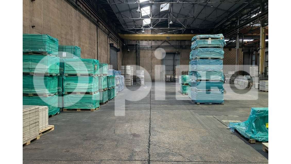 A louer local d'activité de 474m² à Ternay