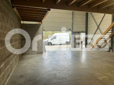 Location Locaux d'activités - Entrepôts à Ternay