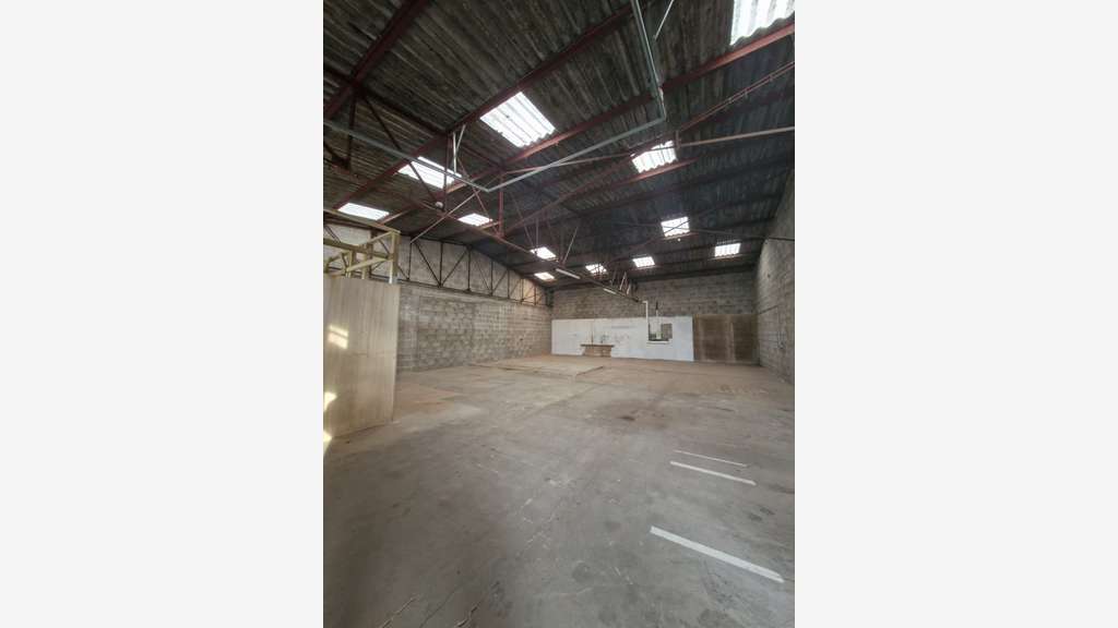 Local d'activité 190m² à louer sur  Vannes Est