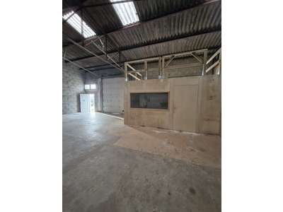 Location Locaux d'activités - Entrepôts à Theix-Noyalo