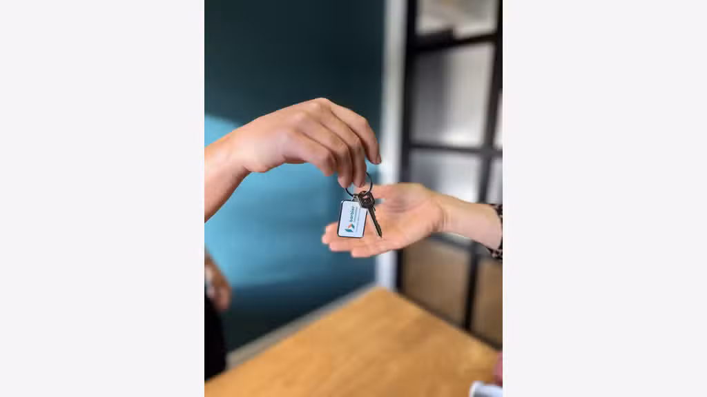 VANNES EST - Local d'activités ISOLÉ de 500 m²
