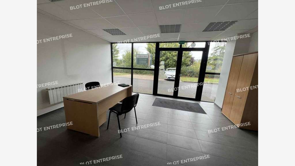 A louer local d'activités 200m² Thorigne-Fouillard