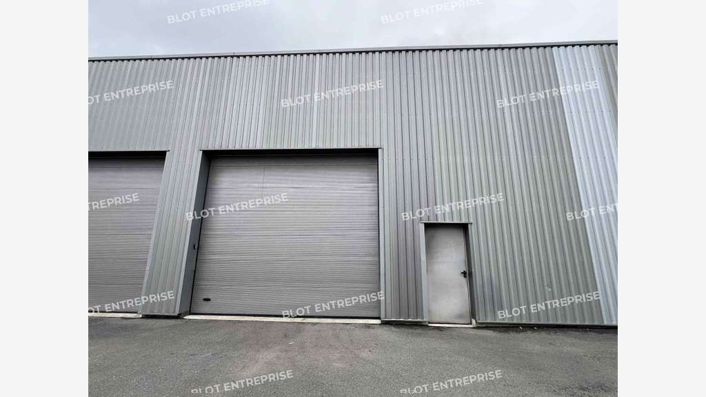 A louer local d'activités 200m² Thorigne-Fouillard