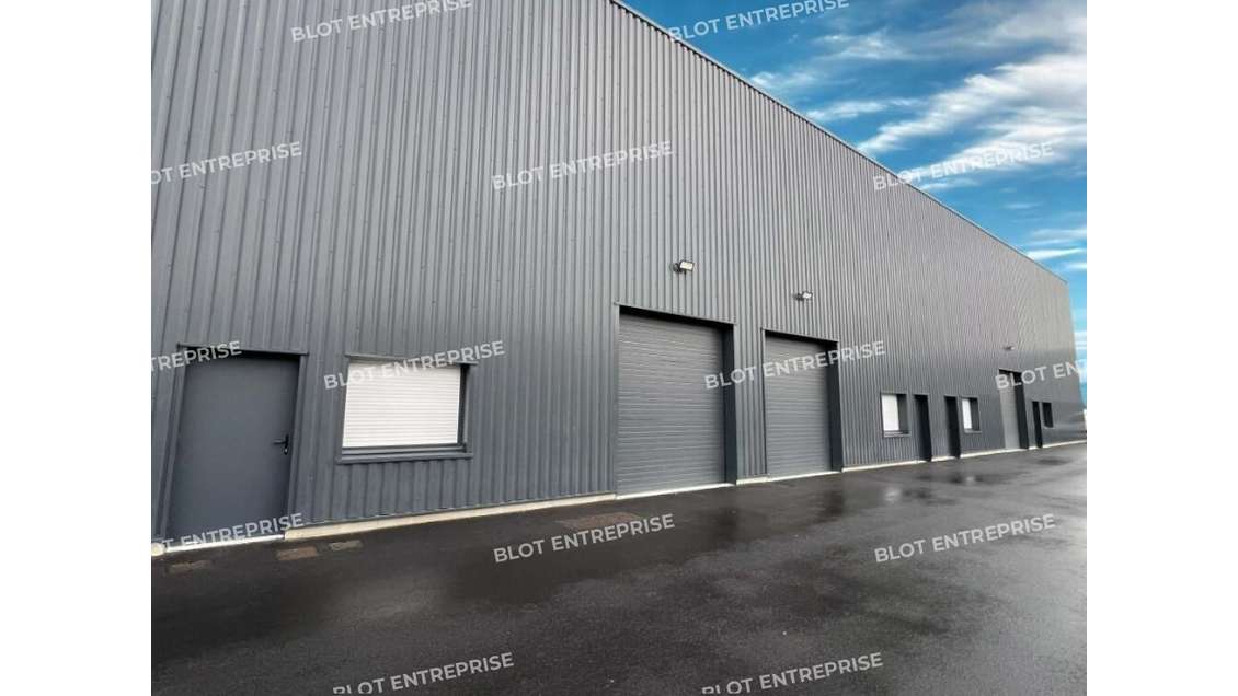 A LOUER - CELLULE D'ACTIVITES -