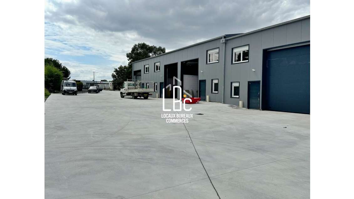 À louer local activité neuf 176m² à Thouaré/Loire