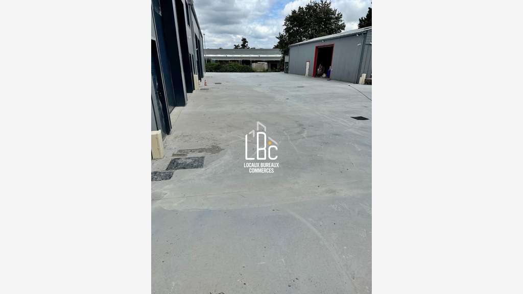 Local activité neuf 514m² à louer Thouaré / Loire