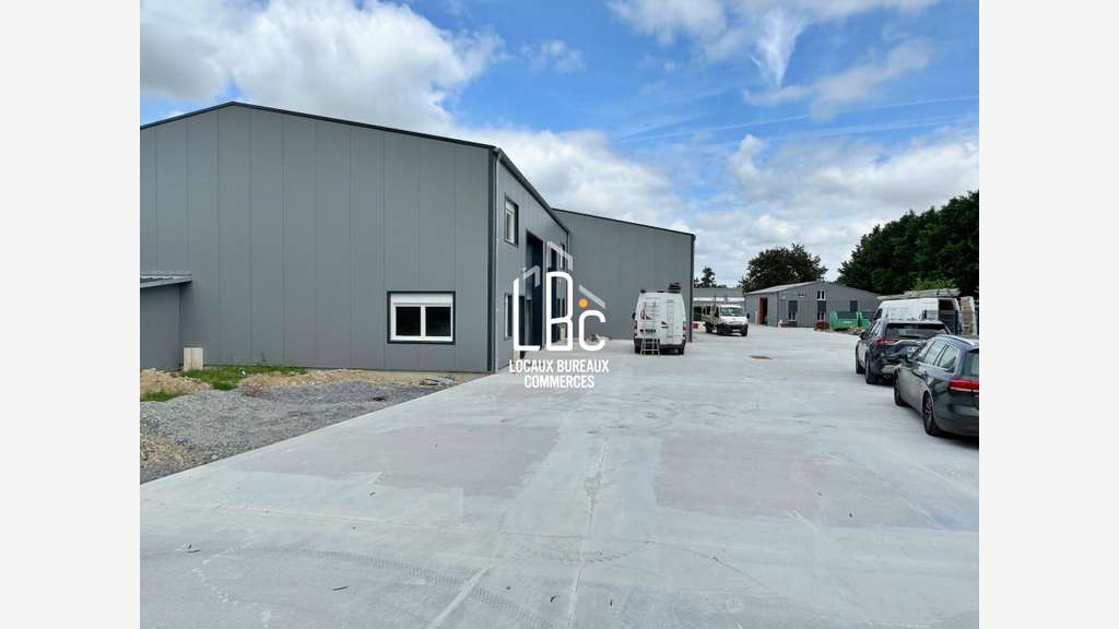 À louer local activité neuf 169m² à Thouaré/Loire