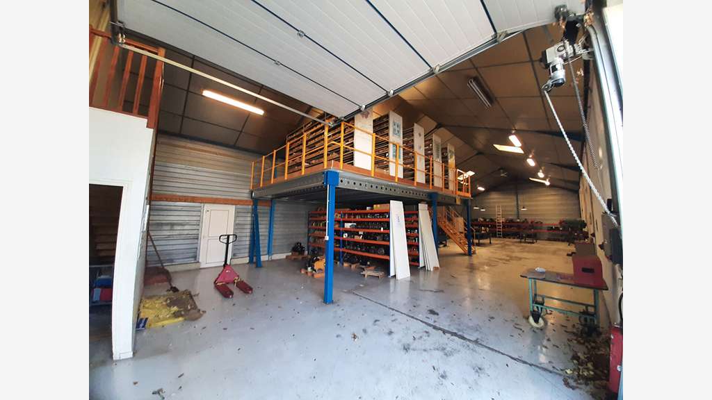 A louer local d'activité 635m² à Nantes Est