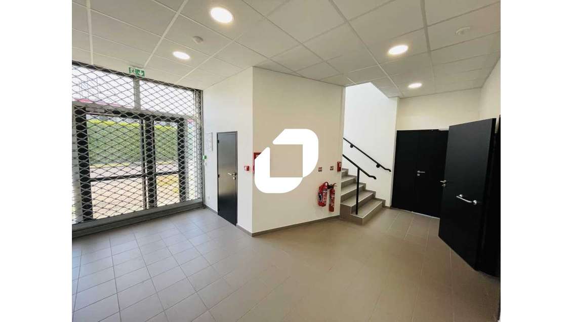 A louer Local d'activité 1002m² Tigery