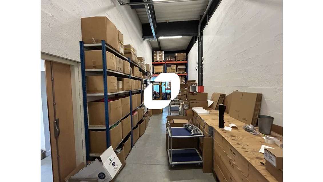 A louer Local d'activité 236m² Tigery