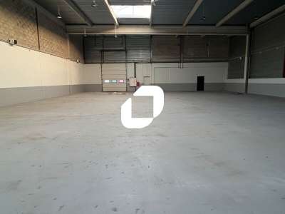 A louer Local d'activité 700m² Tigery