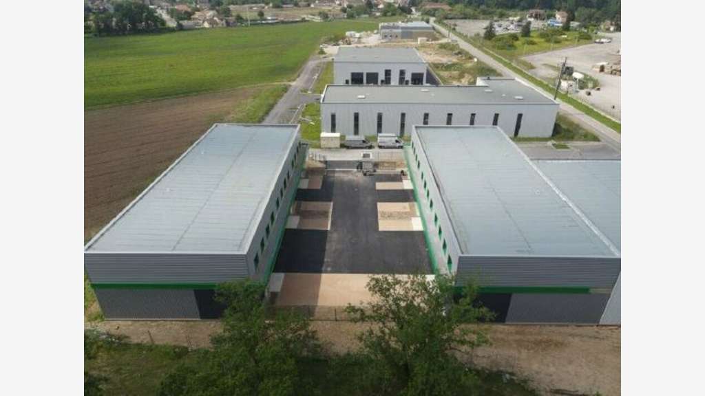 Local neuf 460m² divis.à louer à Tignieu-Jameyzieu