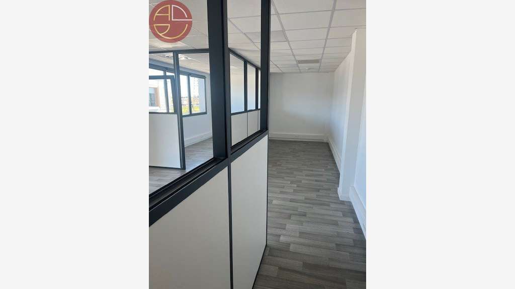 À louer entrepôt 592m² à Toulouse Zone Thibaud