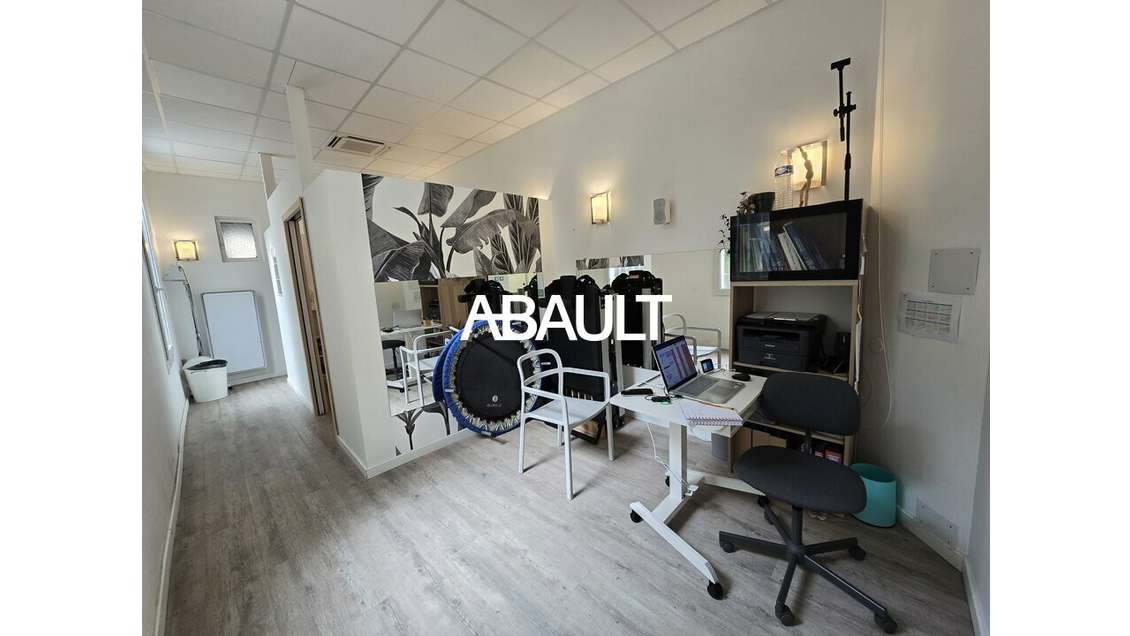 Local professionnel 61m² à louer à Toulouse