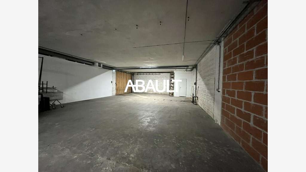 Local stockage 330m² à louer Toulouse Amidonniers