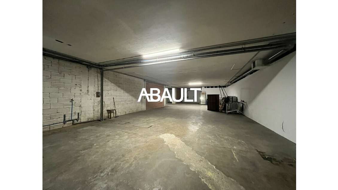 Local stockage 330m² à louer Toulouse Amidonniers