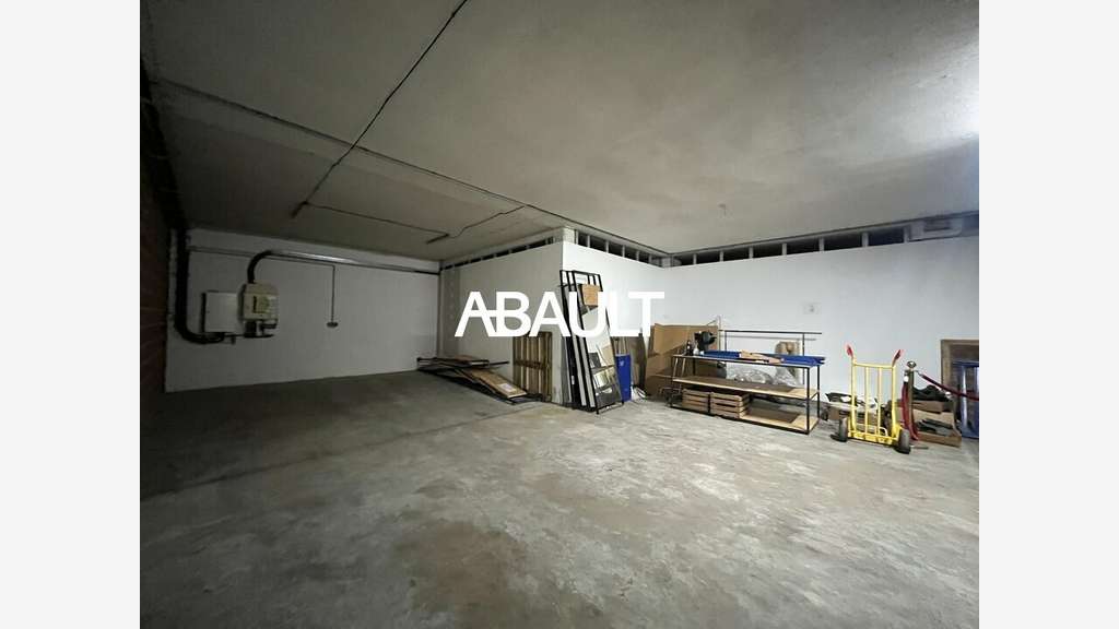 Local stockage 330m² à louer Toulouse Amidonniers