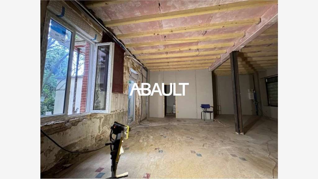 Loue local pro commercial de 114m² à Toulouse