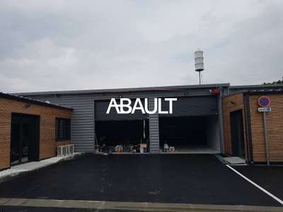 Local d'activité 304m² à louer Toulouse ZA Thibaud