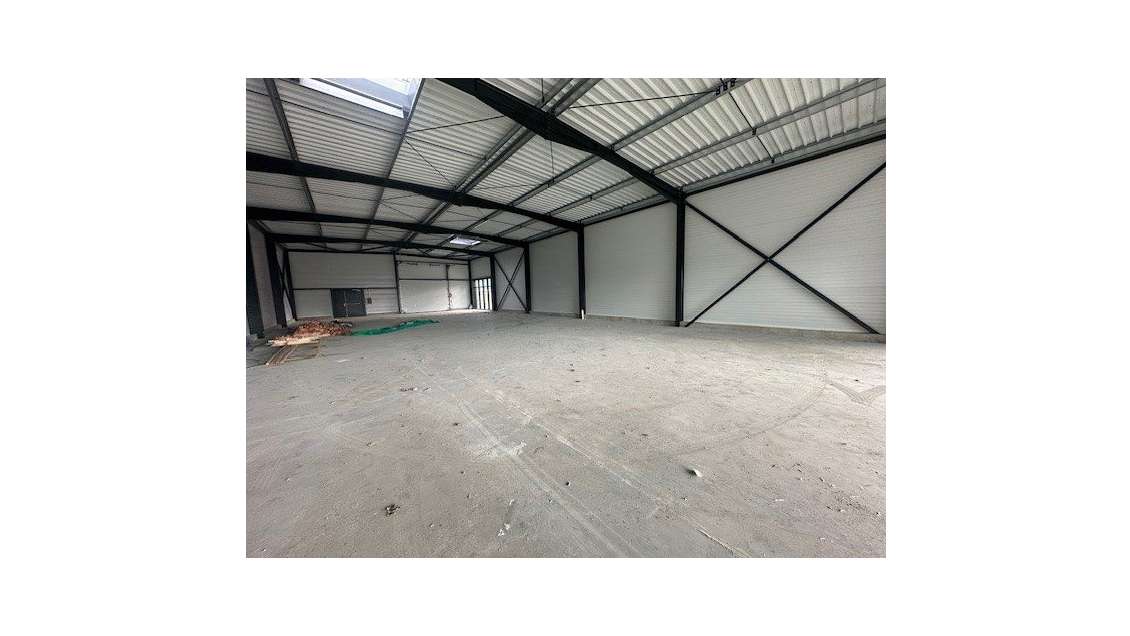 A louer entrepôt 1150m² à Toulouse Nord-Est