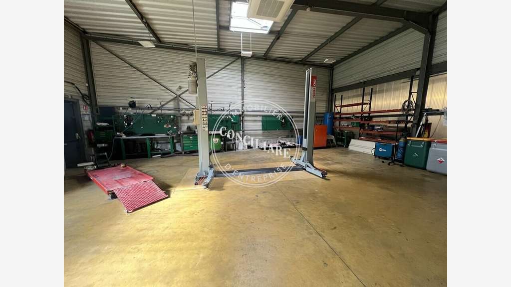 Local d'activité 408m² à louer Toulouse Nord Est