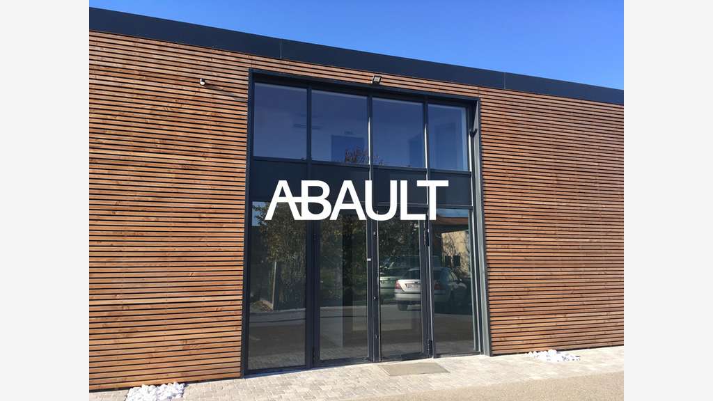 Local 396m² à louer à Toulouse zone de Thibaud