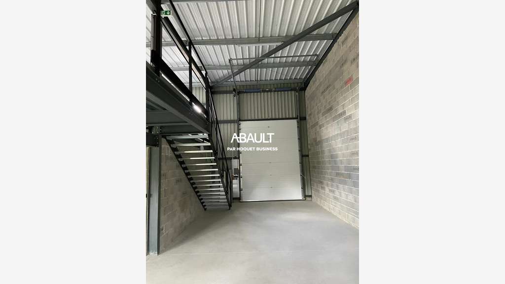 Local d'activité 180m² à louer à Toulouse