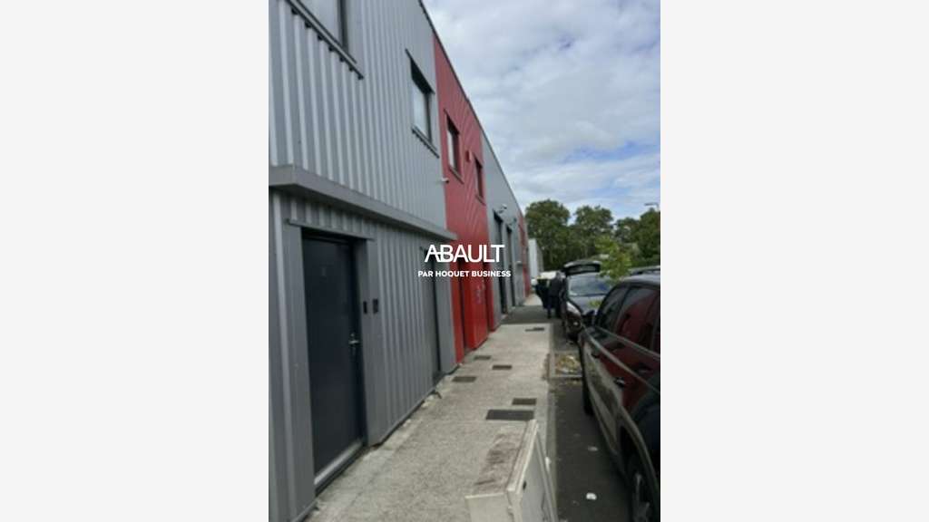 Local d'activité 180m² à louer à Toulouse