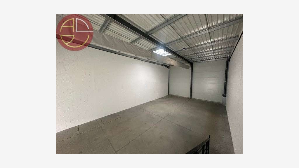 A louer entrepôt 296m² Toulouse Sud Ouest Thibaud