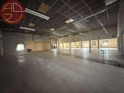 A louer local commercial 660m² à Toulouse Gramont