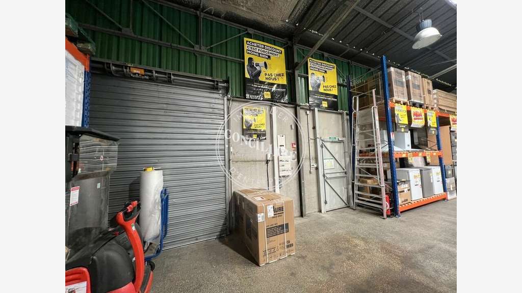 Entrepôt de 388m² à louer au Sud de Toulouse