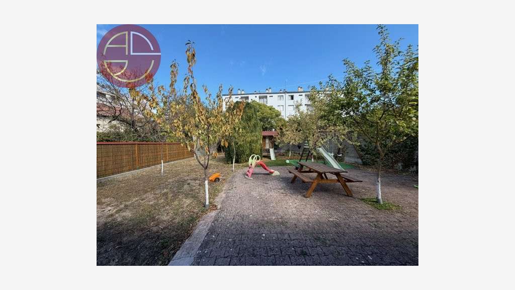 A louer local d'activité 400m² Toulouse Nord-Est