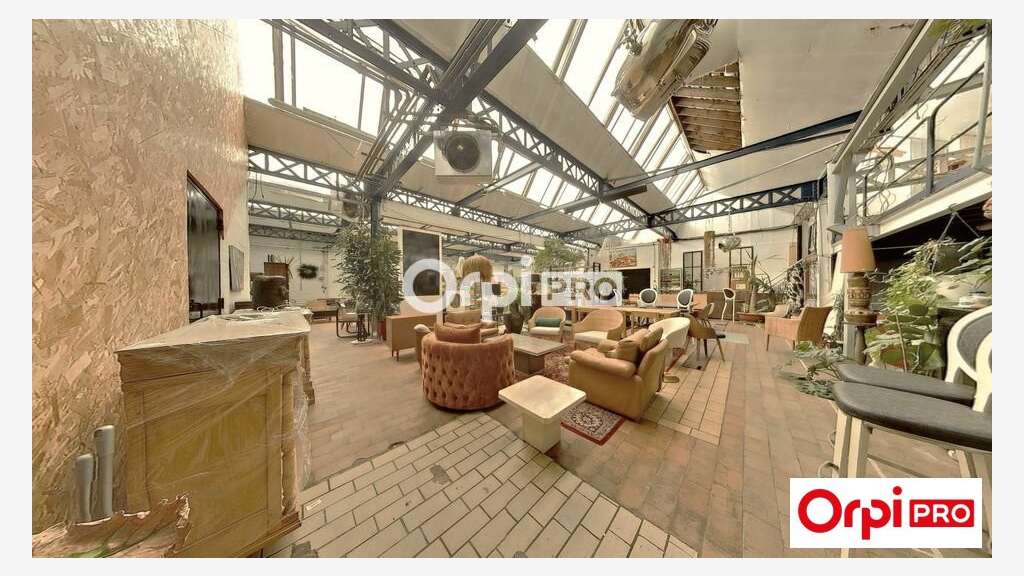Local d'activité 1600m² à louer à Tourcoing