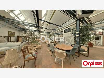 Local d'activité 800m² à louer à Tourcoing