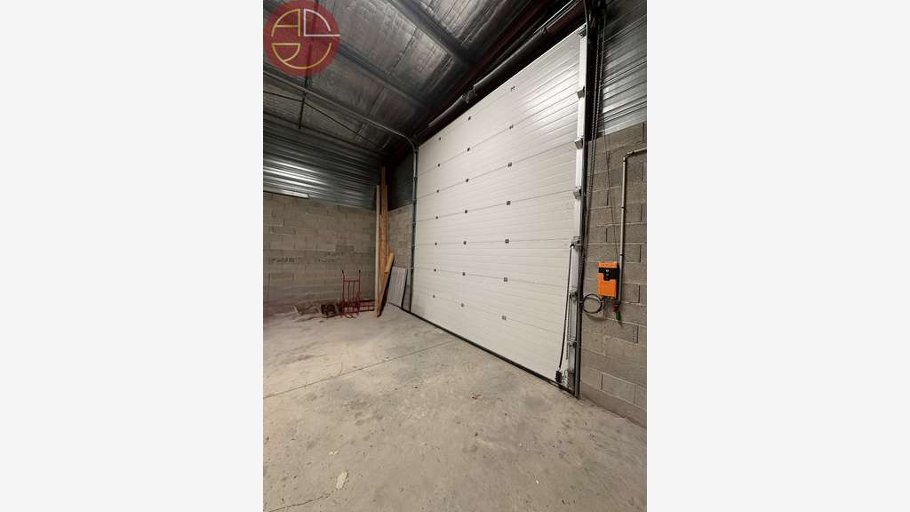 A louer entrepôt 450m² à Tournefeuille