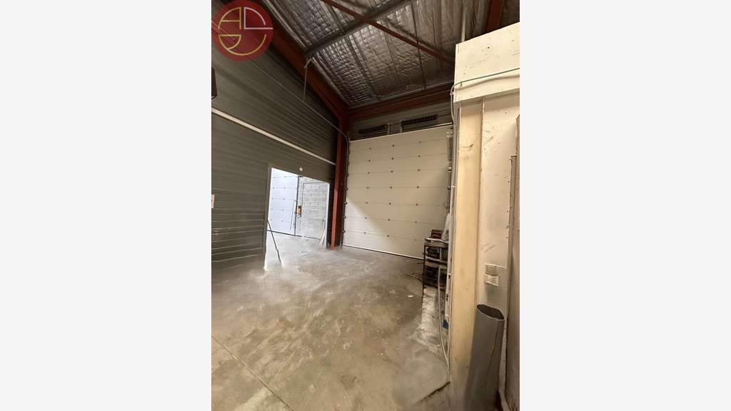 A louer entrepôt 450m² à Tournefeuille